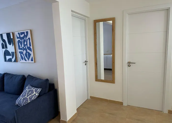 Daire Kalma House,by Mahbo