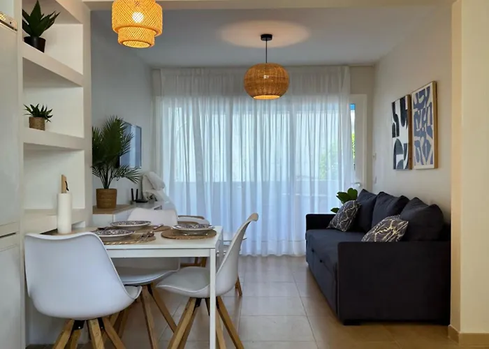 Daire Kalma House,by Mahbo